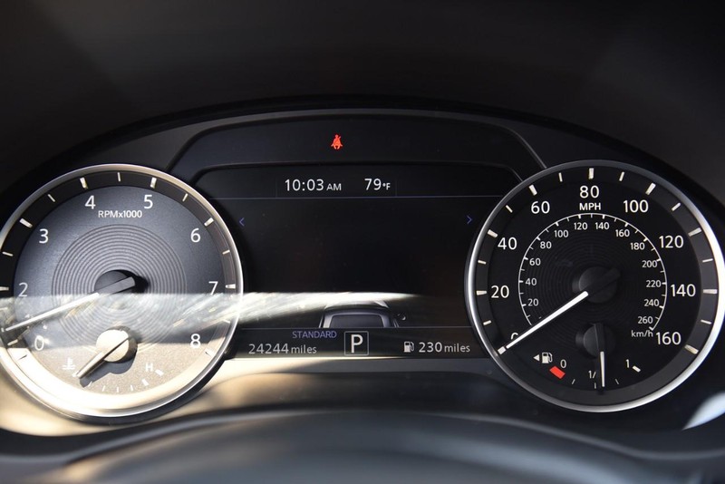 INFINITI QX55 Vehicle Image 12