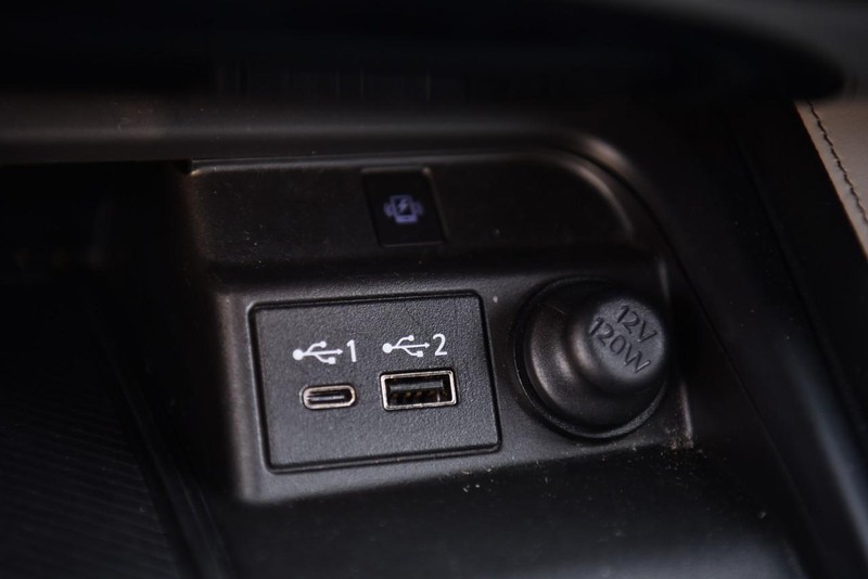 INFINITI QX55 Vehicle Image 17