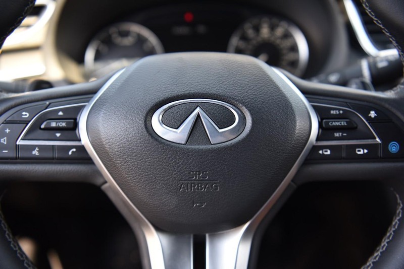 INFINITI QX55 Vehicle Image 22