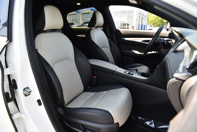 INFINITI QX55 Vehicle Image 24