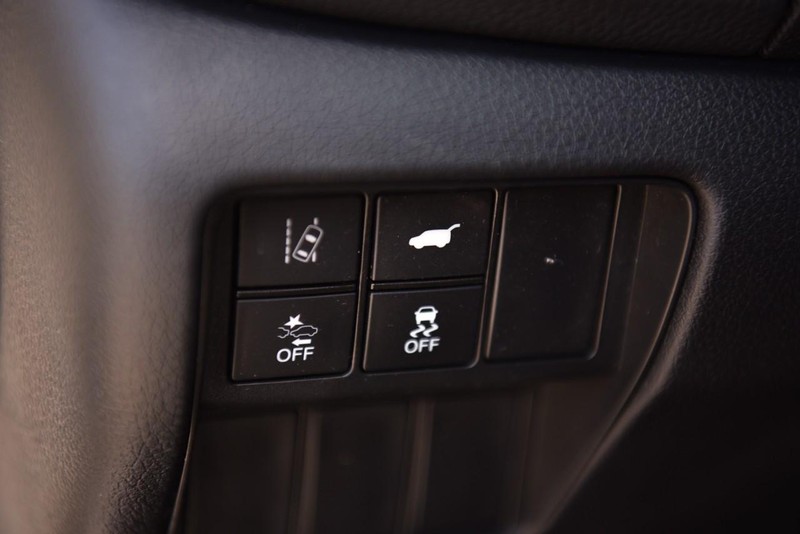 Honda CR-V Vehicle Image 11