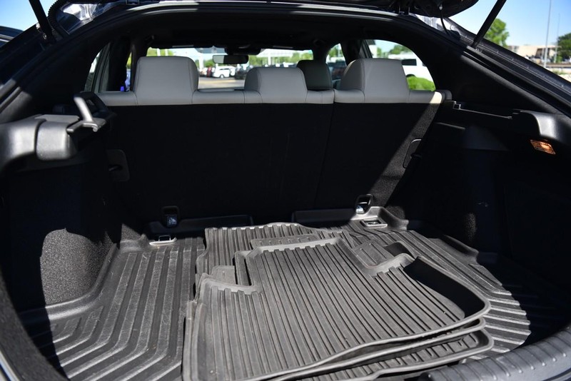 Honda Civic Hatchback Vehicle Image 23