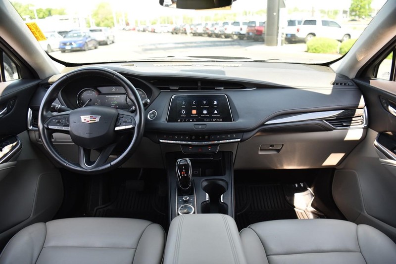 Cadillac XT4 Vehicle Image 07