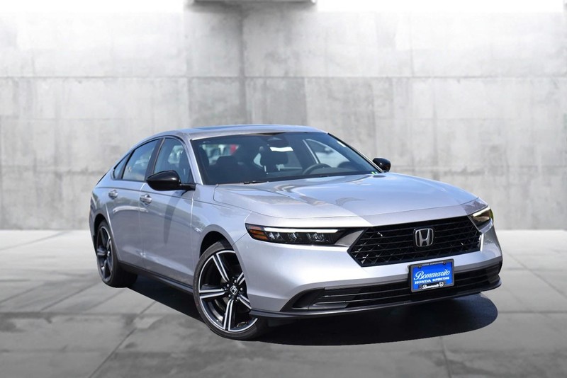 Honda Accord Hybrid Vehicle Image 02