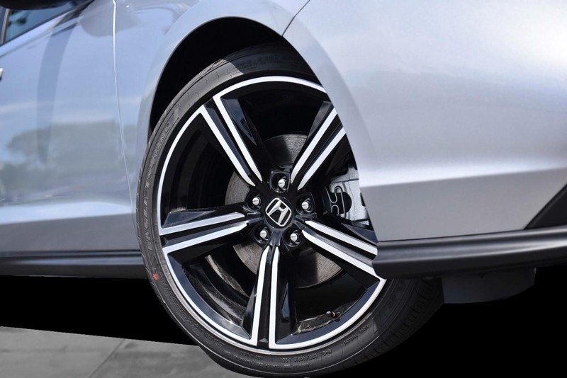 Honda Accord Hybrid Vehicle Image 03