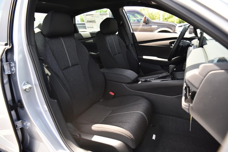Honda Accord Hybrid Vehicle Image 21
