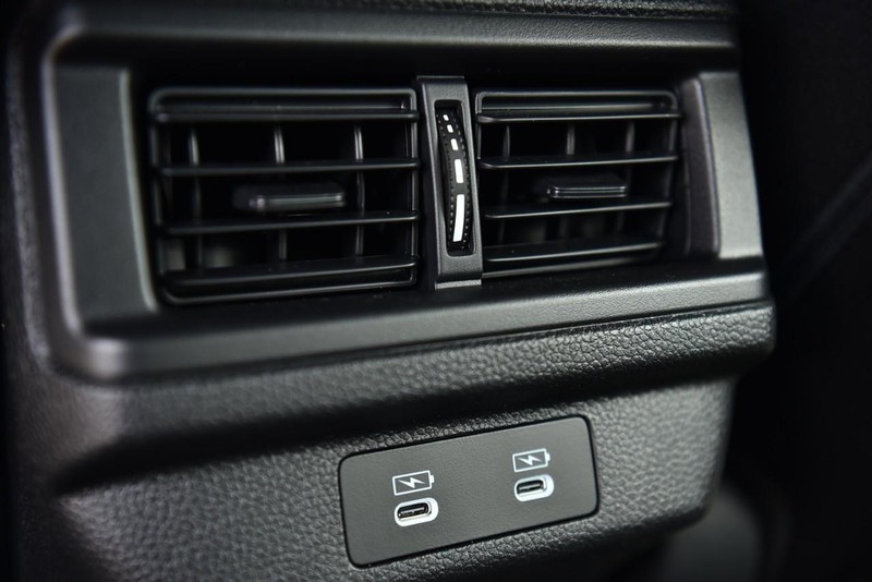 Honda Accord Hybrid Vehicle Image 24