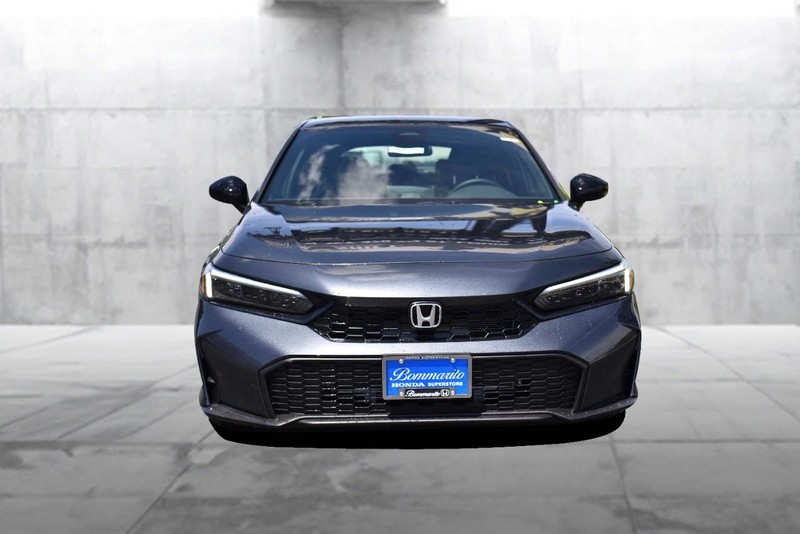 Honda Civic Hatchback Vehicle Image 04