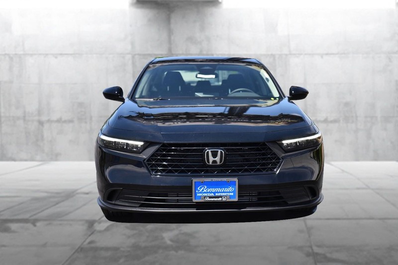 Honda Accord Sedan Vehicle Image 04