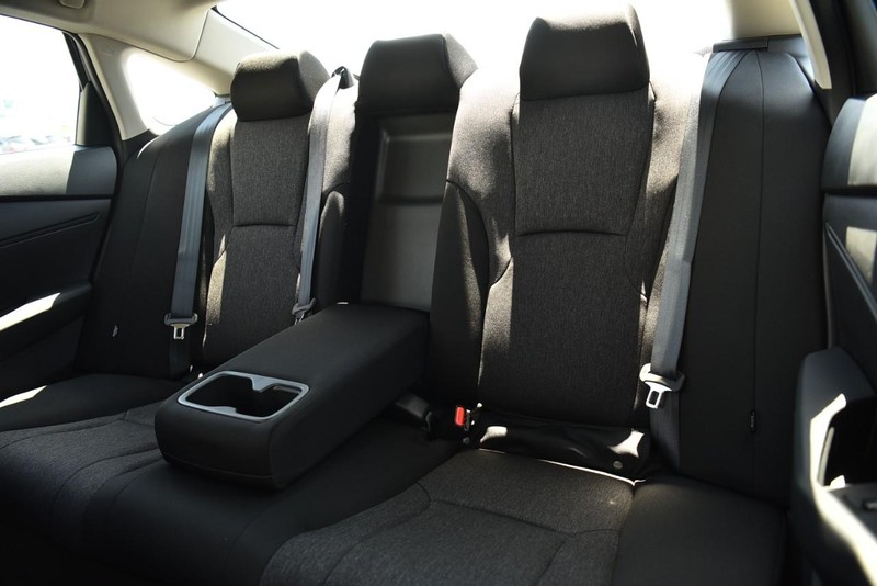 Honda Accord Sedan Vehicle Image 20