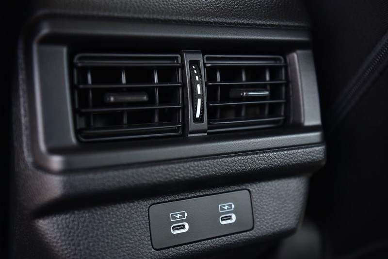 Honda Accord Sedan Vehicle Image 21