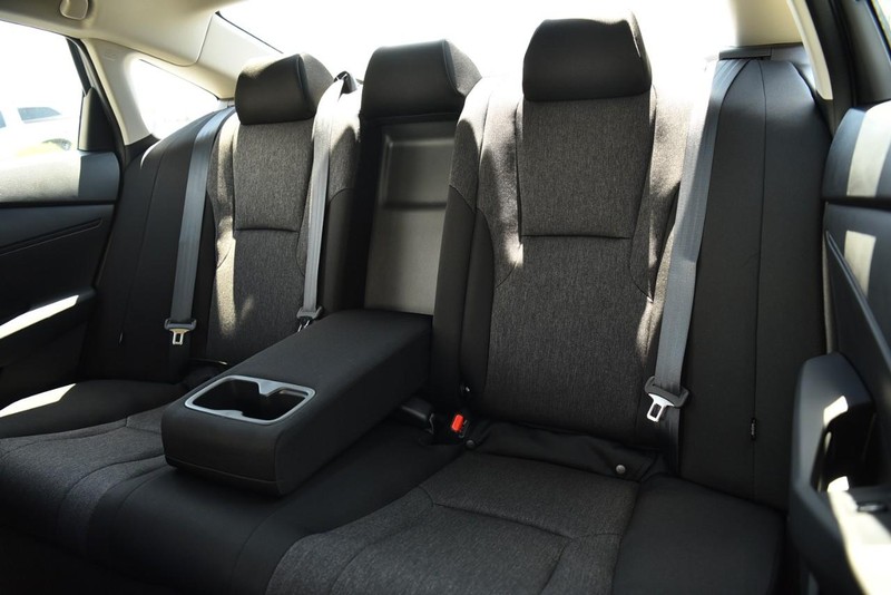 Honda Accord Sedan Vehicle Image 22