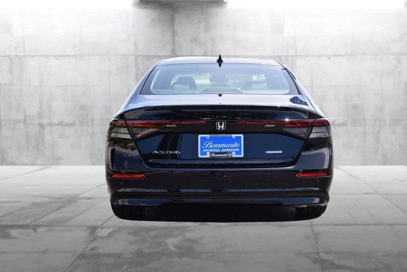Honda Accord Hybrid Vehicle Image 02