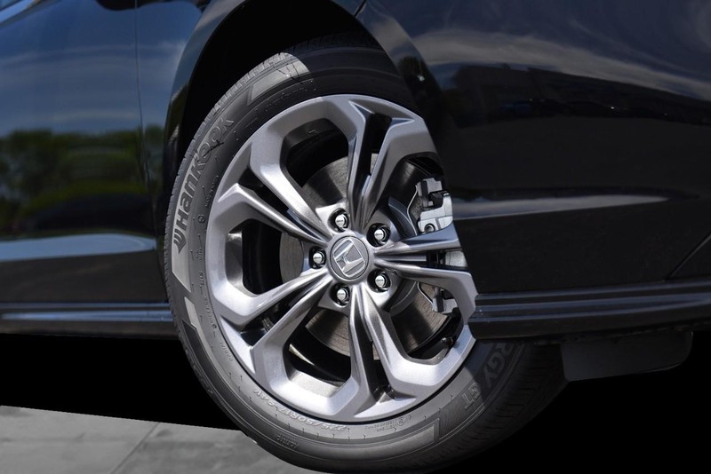 Honda Accord Hybrid Vehicle Image 04
