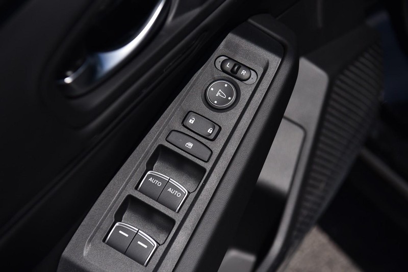 Honda Accord Hybrid Vehicle Image 09