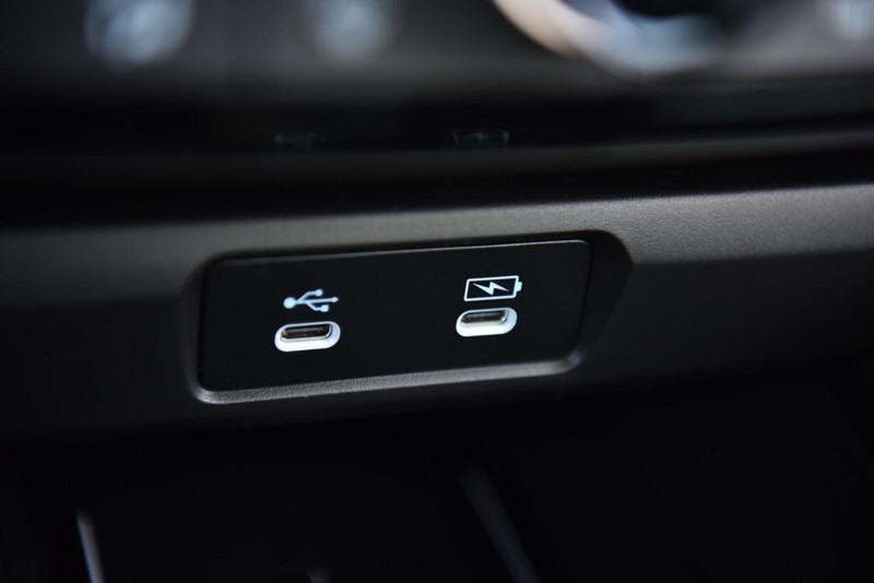 Honda Accord Hybrid Vehicle Image 16