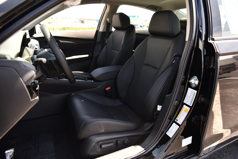 Honda Accord Hybrid Vehicle Image 21
