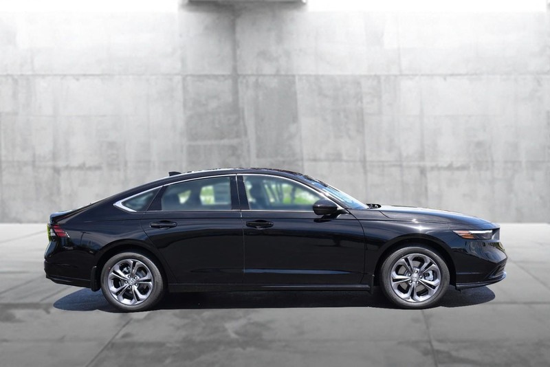 Honda Accord Hybrid Vehicle Image 05