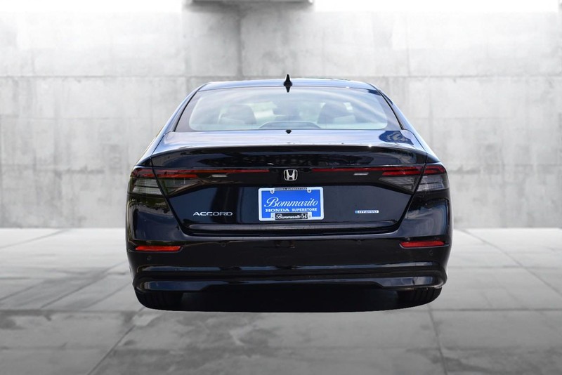 Honda Accord Hybrid Vehicle Image 06