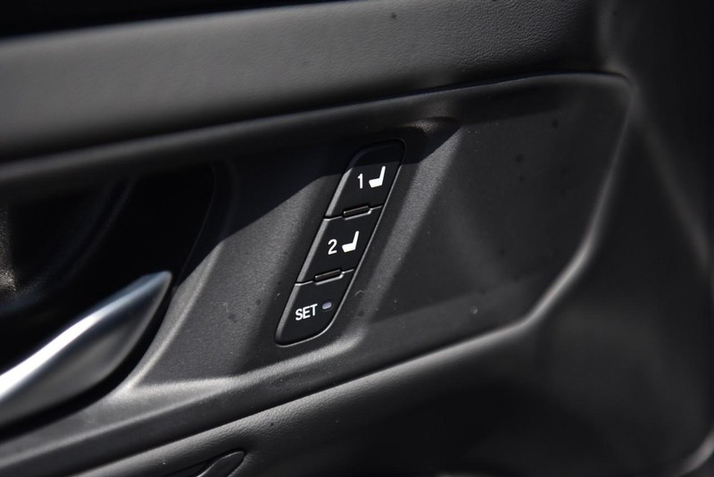 Honda Accord Hybrid Vehicle Image 10