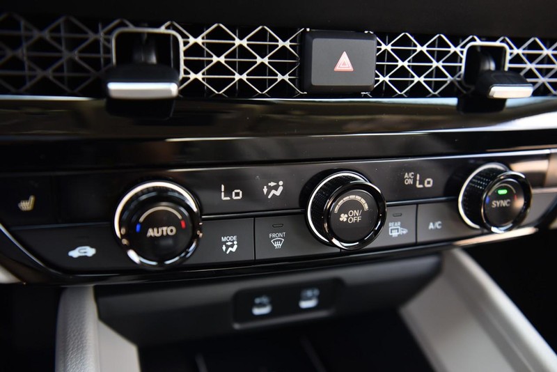 Honda Accord Hybrid Vehicle Image 15