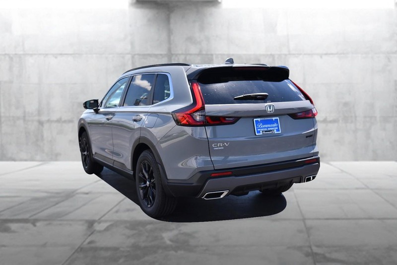 Honda CR-V Hybrid Vehicle Image 07