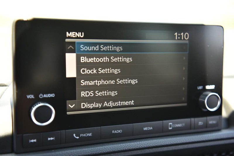 Honda CR-V Hybrid Vehicle Image 14
