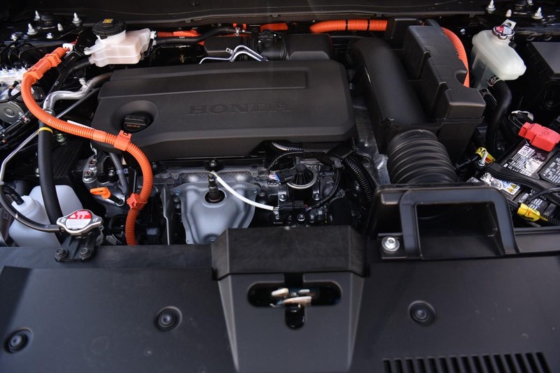 Honda CR-V Hybrid Vehicle Image 30