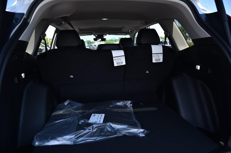 Honda CR-V Vehicle Image 26