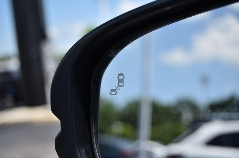Honda HR-V Vehicle Image 09