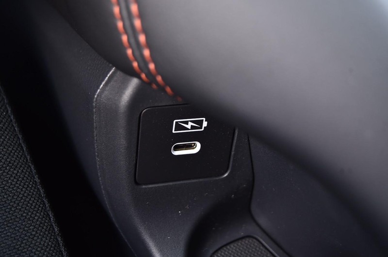Honda HR-V Vehicle Image 16