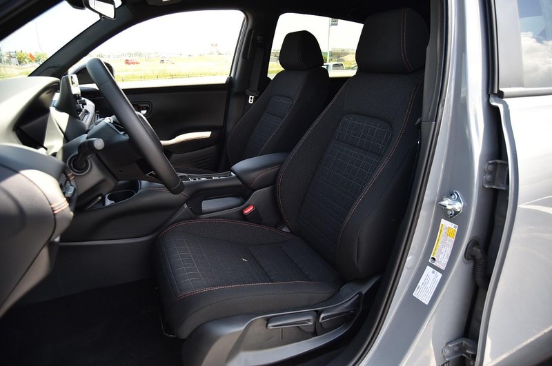 Honda HR-V Vehicle Image 19