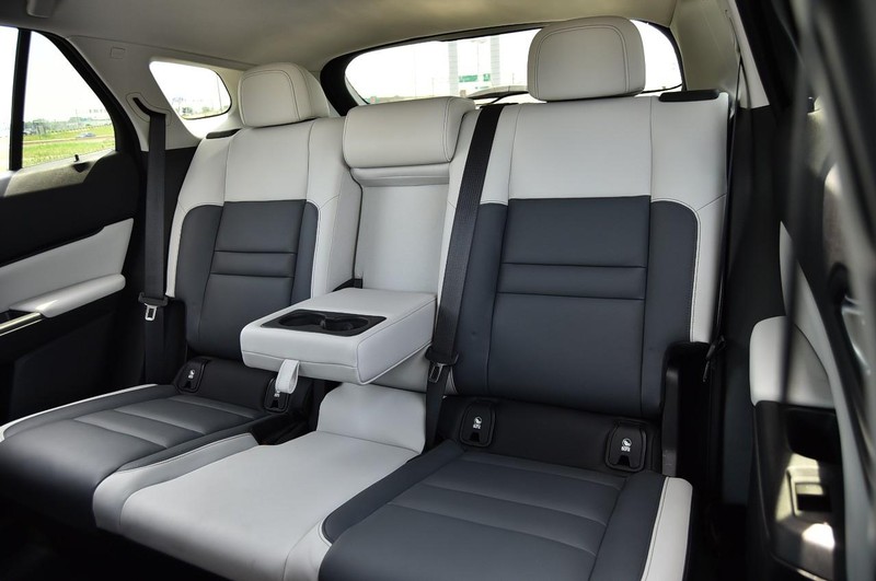 Honda Prologue Vehicle Image 22