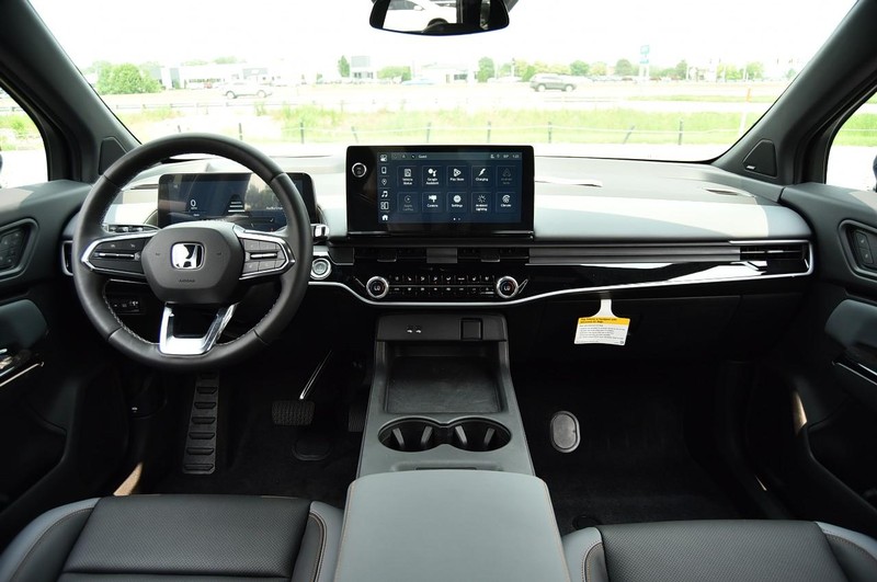 Honda Prologue Vehicle Image 07