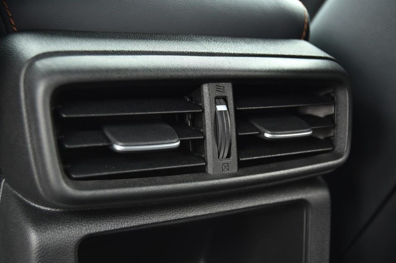 Honda Prologue Vehicle Image 23