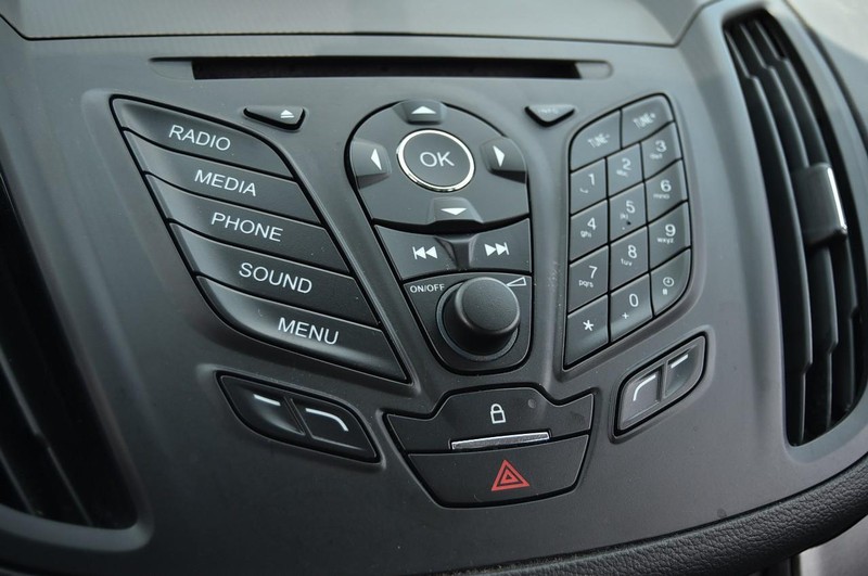 Ford Escape Vehicle Image 15