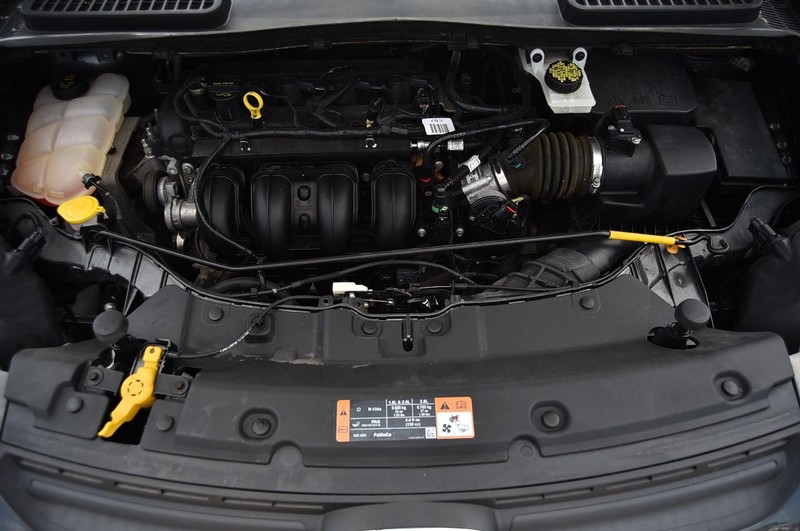 Ford Escape Vehicle Image 22