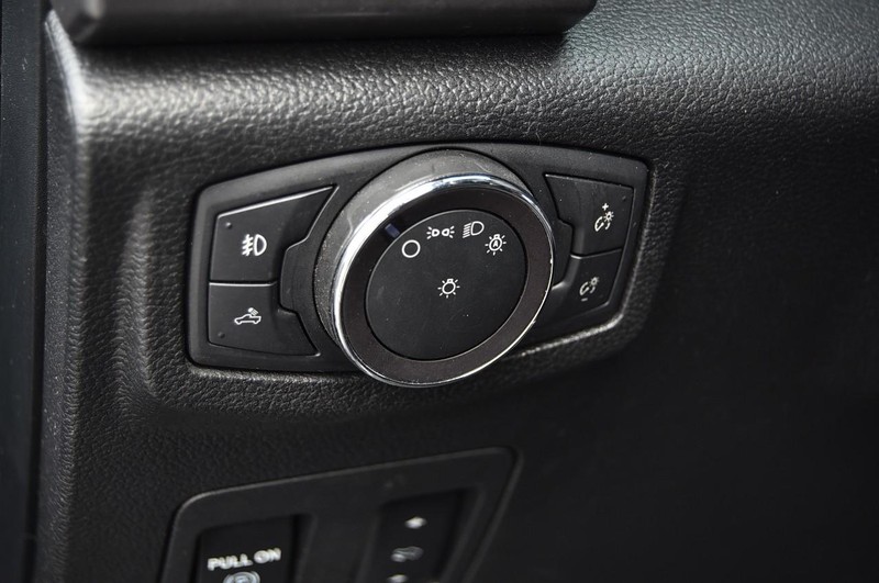 Ford F-150 Vehicle Image 11