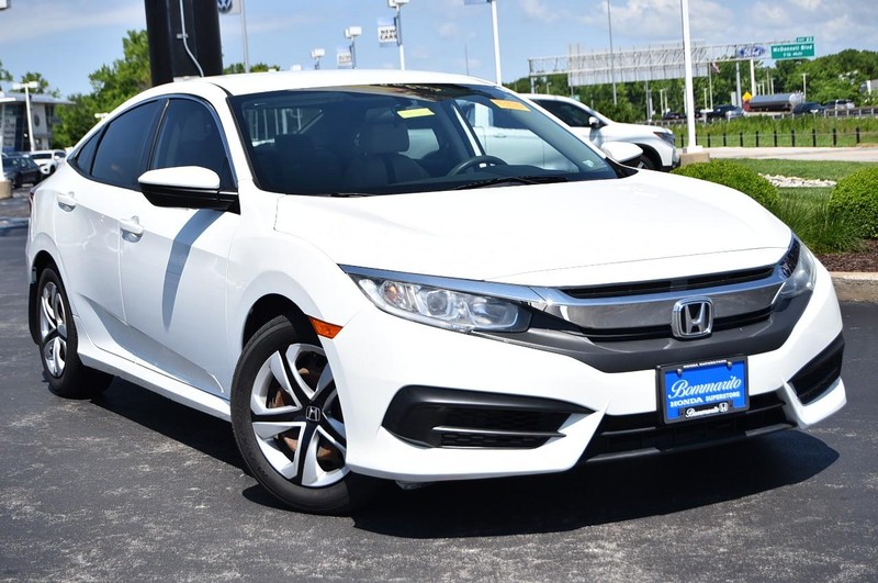 Honda Civic Sedan Vehicle Image 02