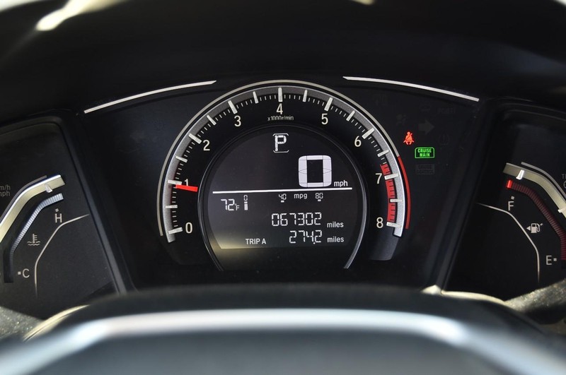Honda Civic Sedan Vehicle Image 12