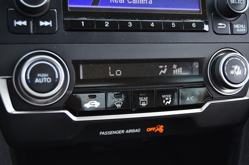 Honda Civic Sedan Vehicle Image 15