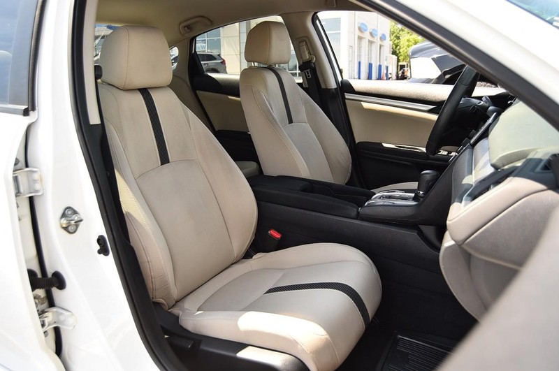 Honda Civic Sedan Vehicle Image 19