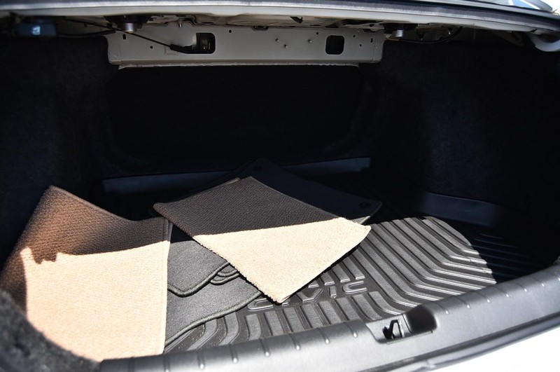 Honda Civic Sedan Vehicle Image 21