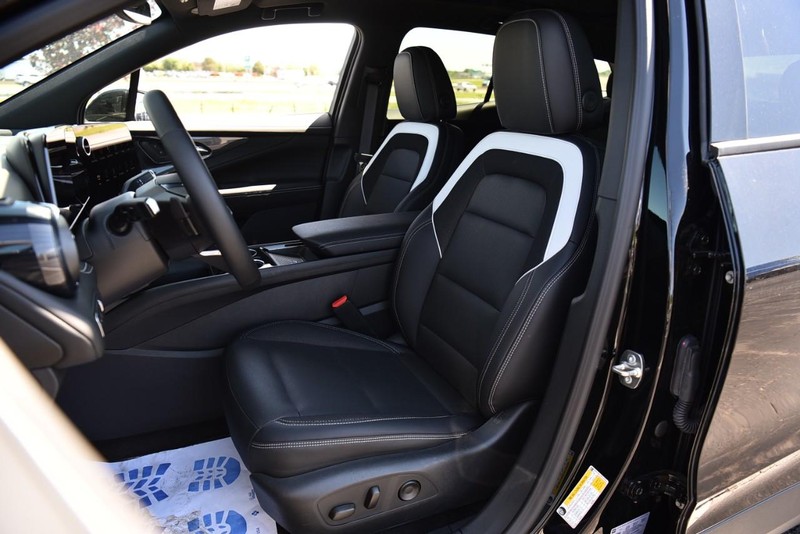 Chevrolet Blazer EV Vehicle Image 19