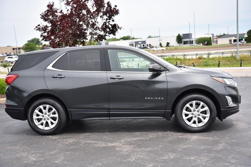 Chevrolet Equinox Vehicle Image 05