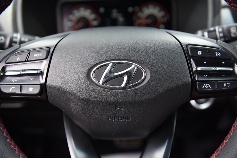 Hyundai Kona Vehicle Image 19