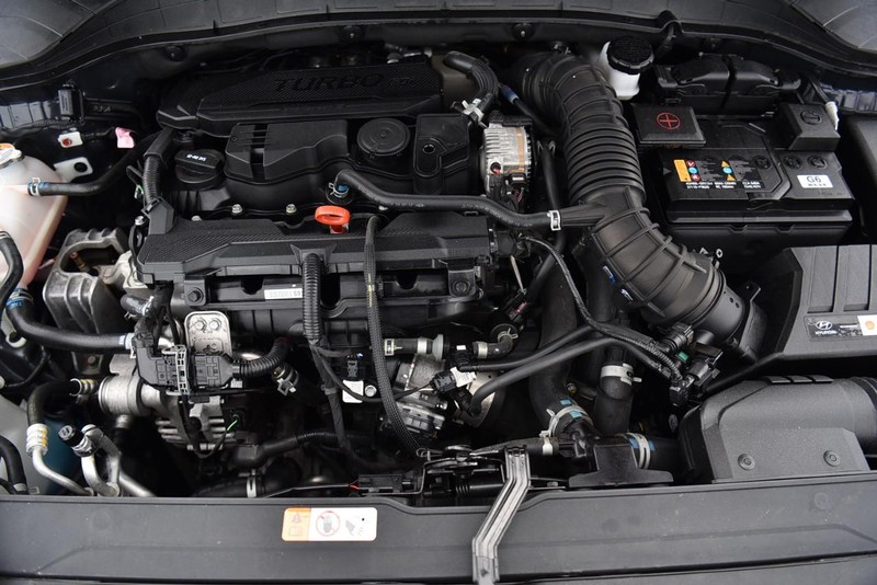 Hyundai Kona Vehicle Image 25