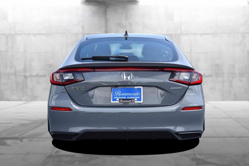 Honda Civic Hatchback Vehicle Image 06