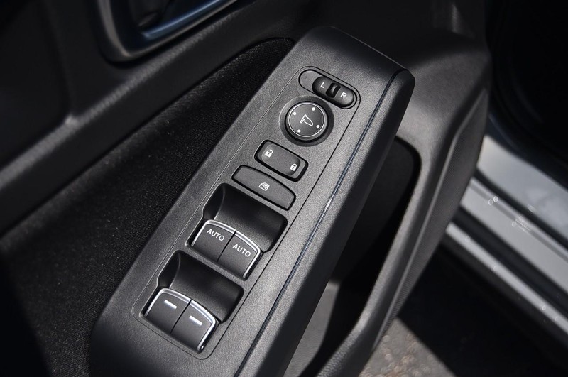 Honda Civic Hatchback Vehicle Image 08