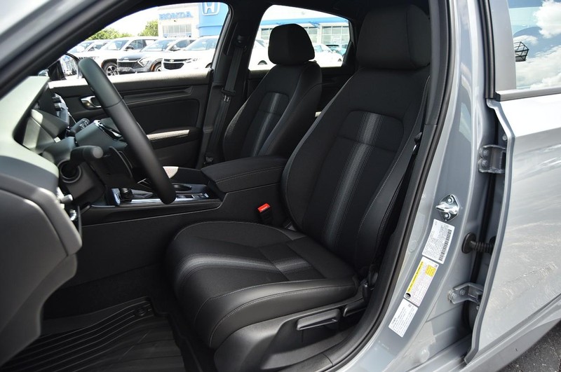 Honda Civic Hatchback Vehicle Image 19